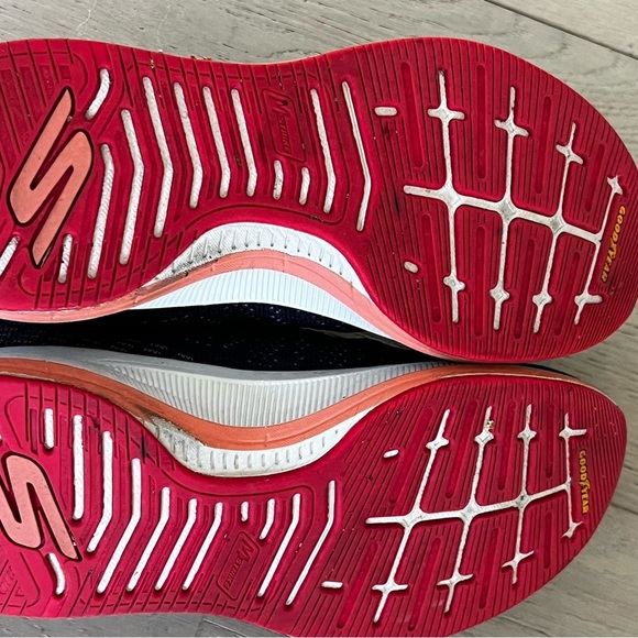 Skechers cooled Gogo mat Women's Navy and Pink Sneakers size 6.5 - Picture 7 of 7